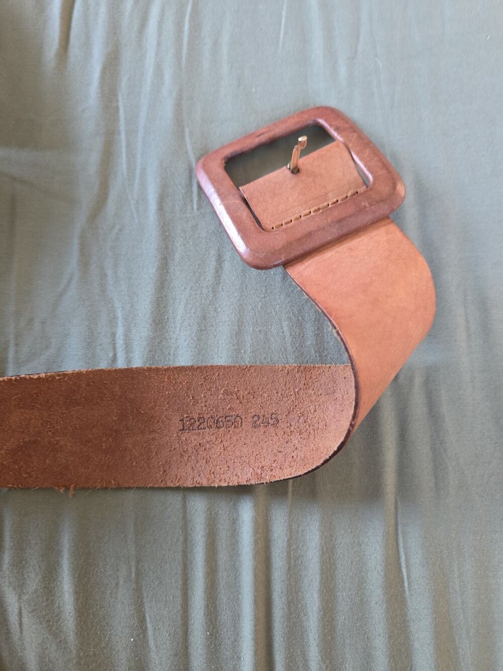 Vtg Cognac Brown Cowhide Leather Belt Women's Waist Size 24-26 Made In Italy